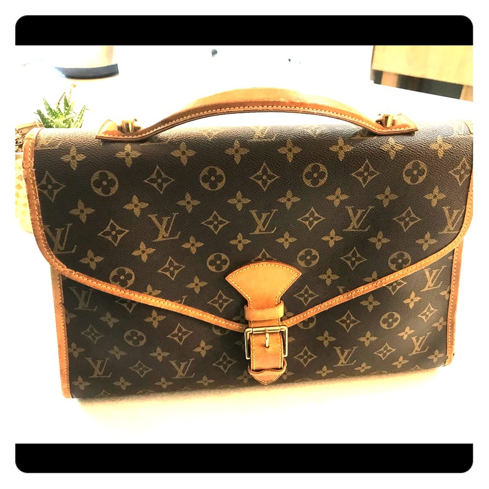 Louis Vuitton briefcase. Gently used.